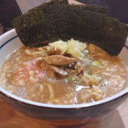 濃厚生姜醤油ラーメン