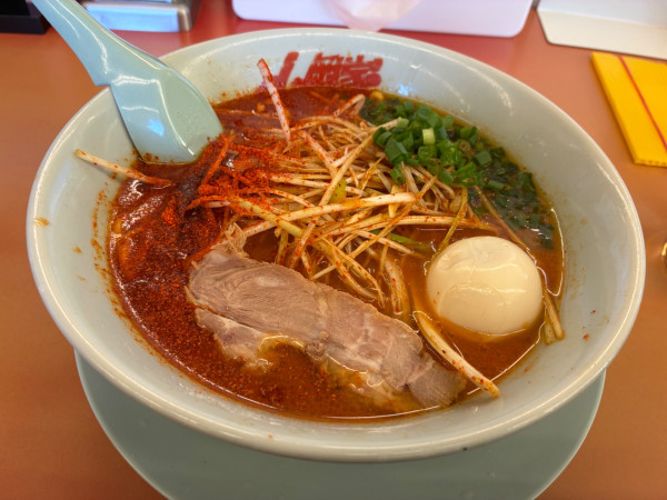 「ウルトラ激辛ラーメン」@ラーメン山岡家 さいたま丸ヶ崎店の写真