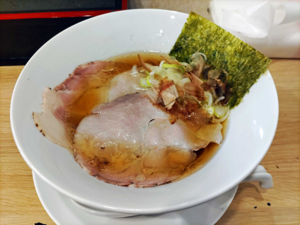 「醤油ラーメン（カツオ）870円」@麺屋 最後の一滴の写真