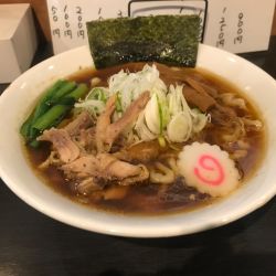 らーめん 900円