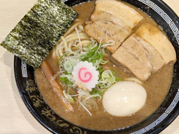 「味玉濃厚ラーメン」@心の味製麺 平井店の写真