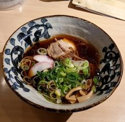 「醬油らぁめん」@らーめん 町中華 しんの写真