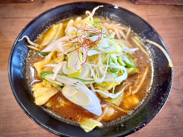 「牛ホルモンラーメン(1,030-130=900¥)」@北海道らぁめん伝丸 6号ひたちなか田彦店の写真