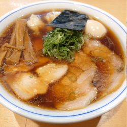 醤油特製らぁ麺