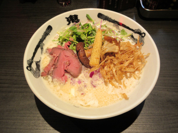 「牛骨ラーメン（1,380円）」@鬼金棒 Labの写真