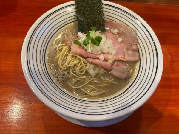 「煮干し醤油ソバ900円＋和え玉ハニーマスタード300円」@らーめん コットンポットの写真