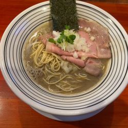 煮干し醤油ソバ900円＋和え玉ハニーマスタード300円