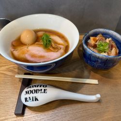 鰹醤油らぁめん