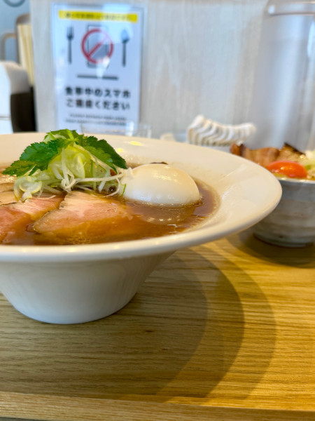 「特製赤だし中華蕎麦手もみ麺」@宍道湖しじみ中華蕎麦 琥珀 東京本店の写真