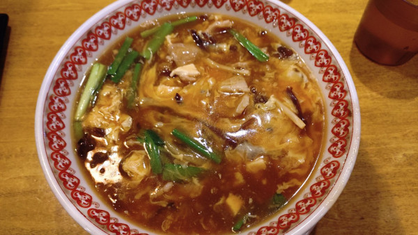 「酸辣湯麺(1000円)」@紅虎餃子房 池袋サンシャイン店の写真