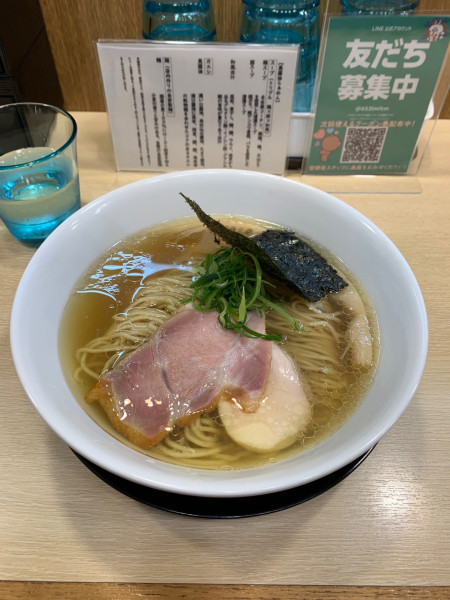 「白醤油ラーメン」@麺屋 いちょうの写真