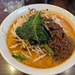 酸辣やさい担担麺