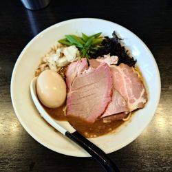 特製濃厚煮干しそば