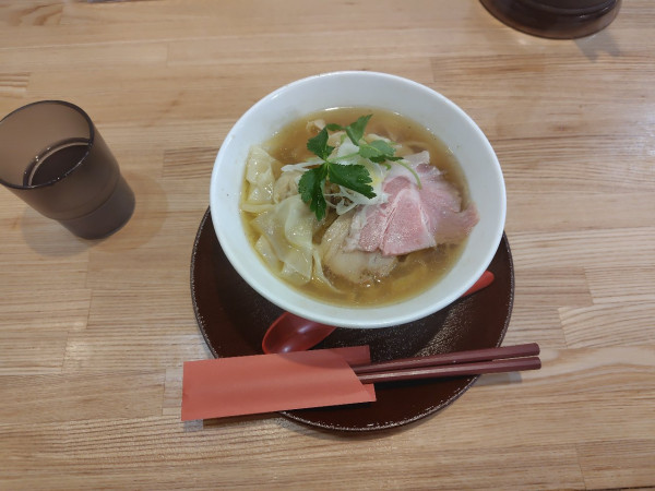 「しなそば」@手打ち正麺 Hachimitsuの写真