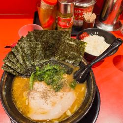 ラーメン+海苔　1050円