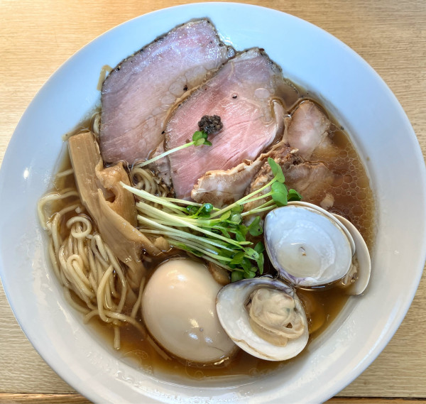 「特製蛤そば醤油1550円」@麺屋壱心の写真