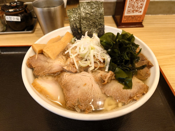 「朝ラーチャーシュー麺大盛り  塩変更」@つけ麺大輝の写真