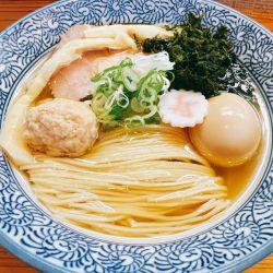 味玉炭火焼き飛魚出汁中華そば 塩