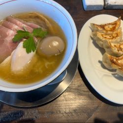 上鶏そば塩 1,280円＋餃子5個450円