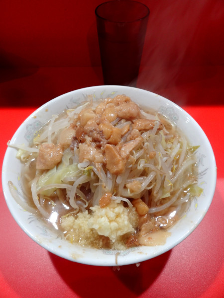 「小850円野菜少な目、ニンニク、アブラ」@ラーメン二郎 名古屋大曽根店の写真