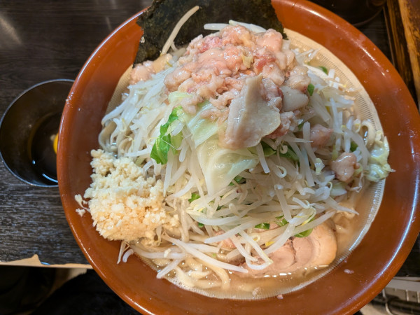 「【限定】しお1300円(大150円)+生卵70円」@豚星。の写真