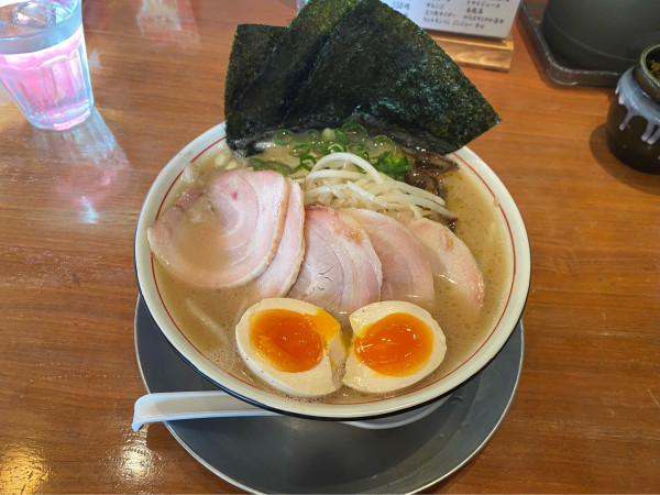 「豚そばスペシャル（バリカタ）1,100円+替え玉（バリカタ）11」@豚そば 成の写真