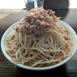 らーめん(1,000円)ヤサイアブラマシマシ