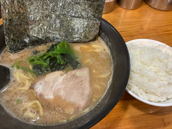 「ラーメン　並　750円」@麺選 吟風 赤羽店の写真