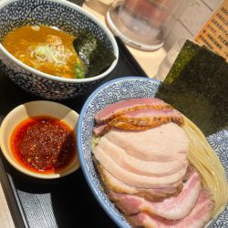 チャーシュー濃厚魚介つけ麺+海苔+大盛