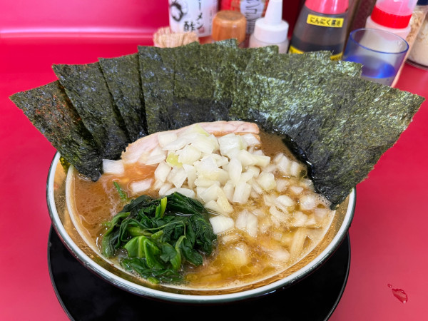 「ラーメン　タマネギ　海苔増し」@家系ラーメン 王道 いしいの写真