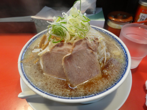 「ラーメン900円硬もやし」@中華そば 大河の写真