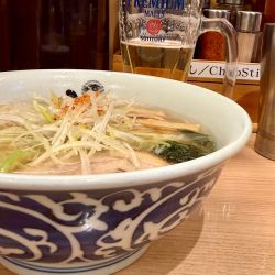 海老塩わんたん麺