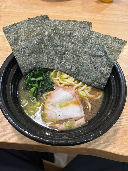 「ラーメン（Uber）」@家系らーめん 伊勢原家の写真