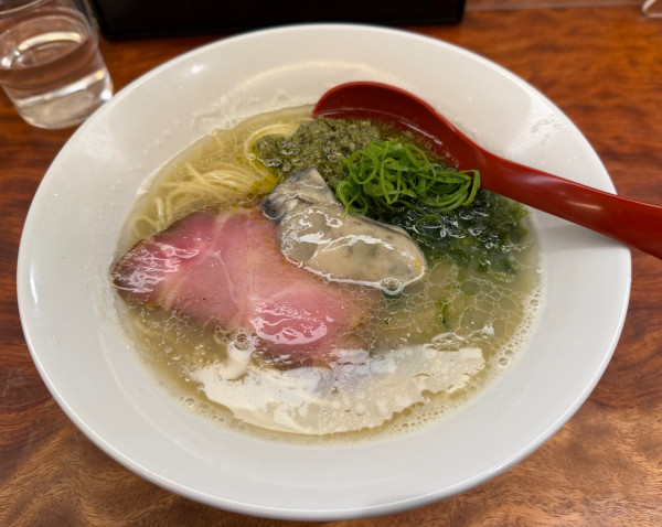 「限定　牡蠣そば」@三馬路 東京店の写真