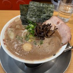特製ラーメン　➕　明太子ご飯　➕　替玉