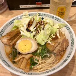 太肉麺（太肉２個）＋角ハイボール