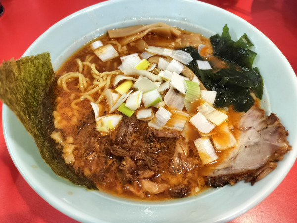 「辛味噌ラーメン＋ほぐしチャーシュー」@ラーメンショップ〇Qの写真