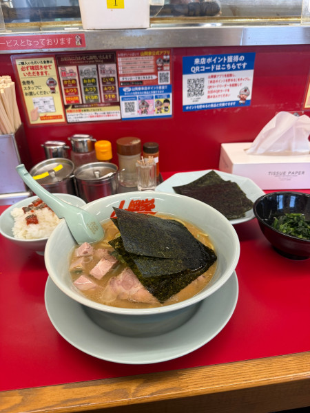「ラーメン　半ライス」@ラーメン山岡家 春日部店の写真