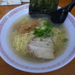 しおラーメン 麺硬め＋味濃いめ