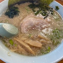 正油ラーメン　790円　半麺