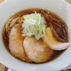 生正油ラーメン850円
