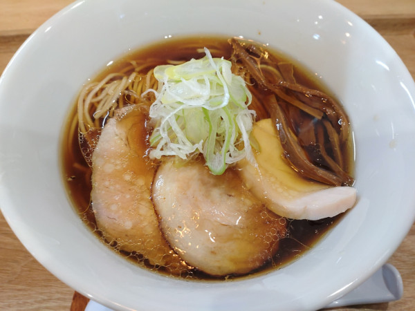 「生正油ラーメン850円」@麺や えねるの写真