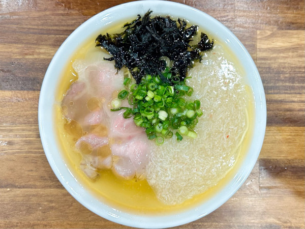 「★カニラーメン〜ズワイガニ餡掛け〜(細麺)🍜¥800」@無冠 阿佐ヶ谷の写真