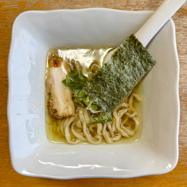 「中華そば白醤油」@中華蕎麦 坐忘紅の写真