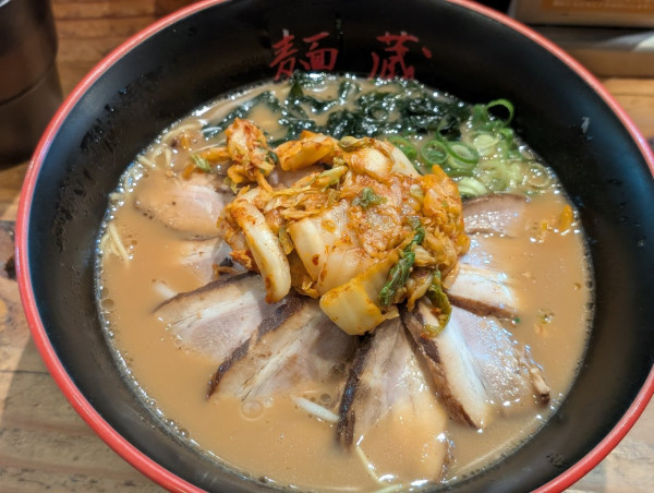 「ブルートラーメン」@麺蔵 加納町本店の写真