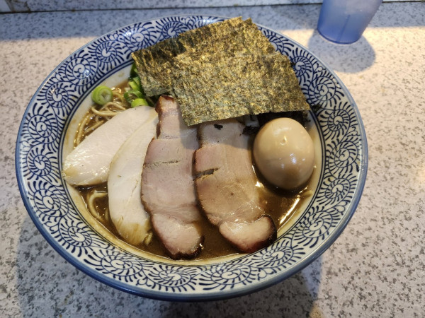 「特製濃厚煮干し」@破壊的イノベーションの写真