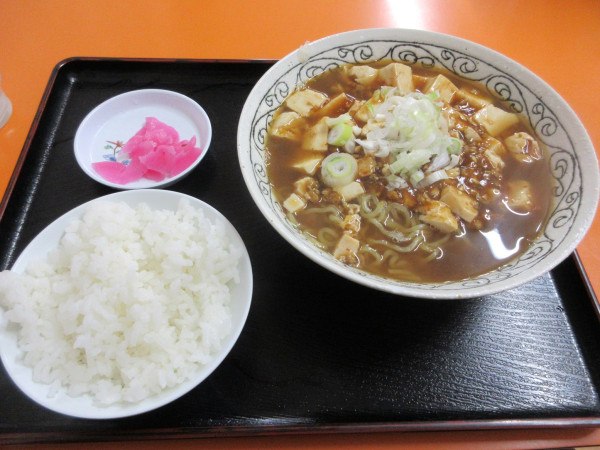「マーボーメン（９１０円）＋小ライス１８０円」@ラーメンにのみやの写真