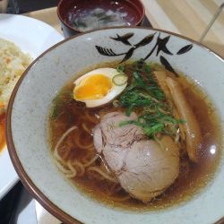 半ラーメン