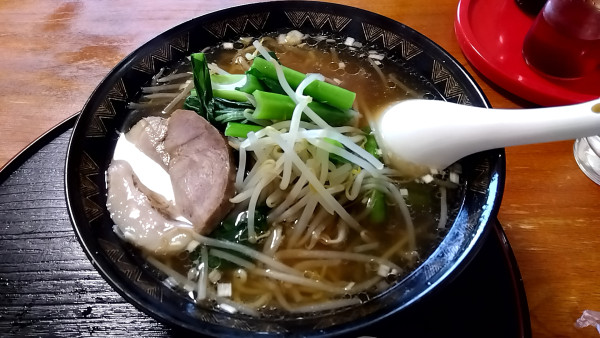 「ラーメン（半チャーハンセット　８８０円）」@中華料理 悟空家の写真