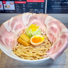 醤油らーめん ピース 豊中店の画像